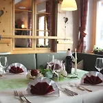 Hotel Schwarzenbach - Wellness & 3*