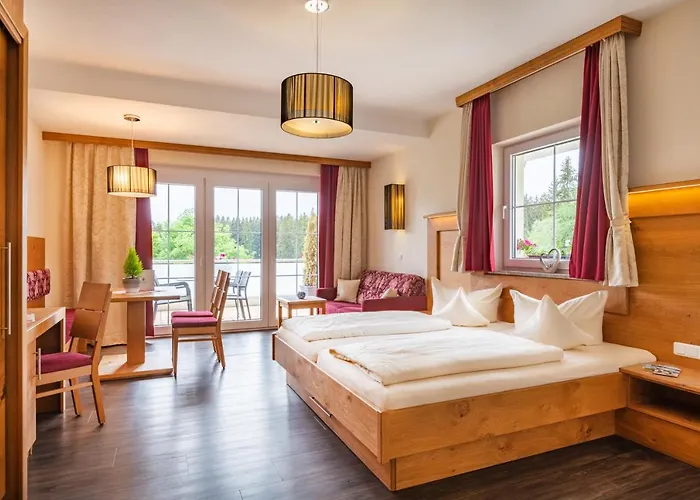 Schwarzenbach - Wellness & Hotell