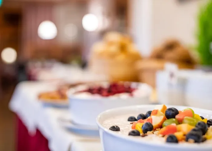 Hotell Schwarzenbach - Wellness & 3*