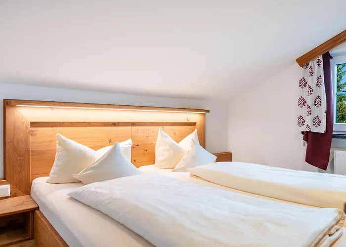 Hotell Schwarzenbach - Wellness & Rieden