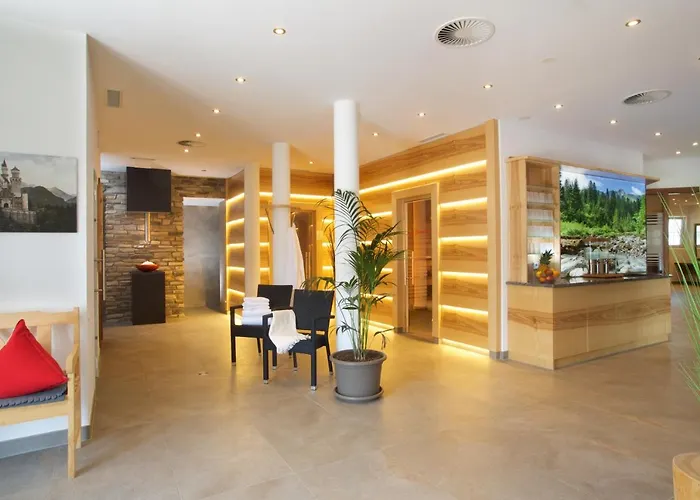 Schwarzenbach - Wellness & 3* Rieden