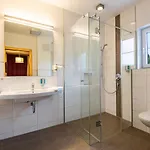 Schwarzenbach - Wellness & 3* Rieden