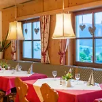 Schwarzenbach - Wellness & Hotel 3*
