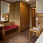 Schwarzenbach - Wellness & Hotel