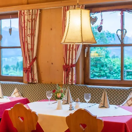 Schwarzenbach - Wellness & Rieden am Forggensee
