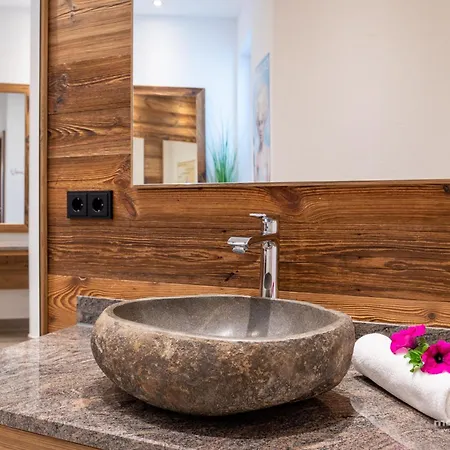 Schwarzenbach - Wellness & 3* Rieden am Forggensee