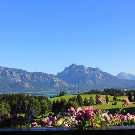 Schwarzenbach - Wellness & Rieden am Forggensee