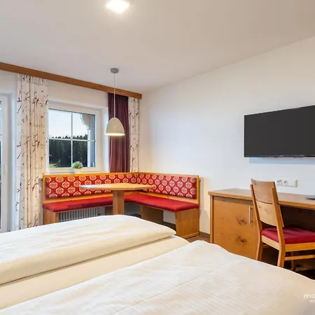 Hotel Schwarzenbach - Wellness & 3*