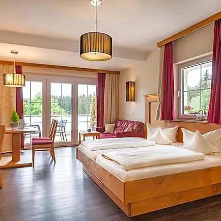 Hotel Schwarzenbach - Wellness&spa 3*