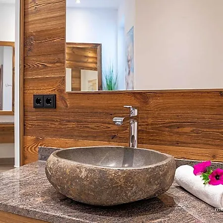 Schwarzenbach - Wellness&spa Hotel 3*