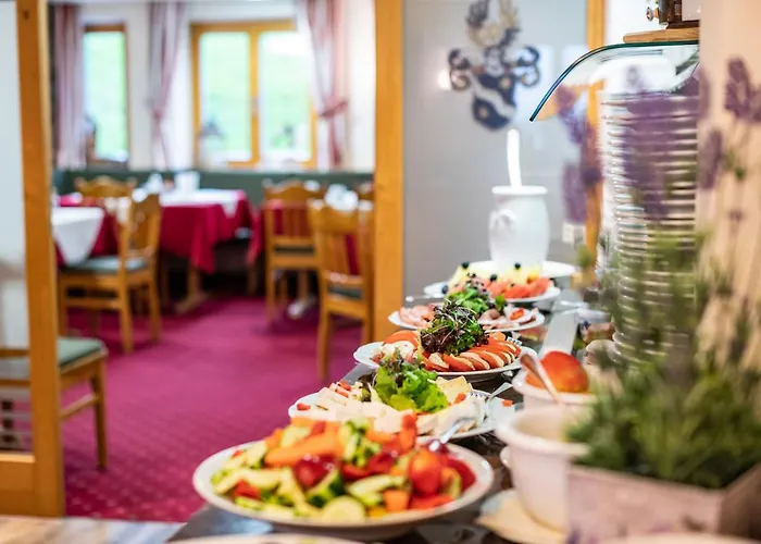 Schwarzenbach - Wellness & 3* Rieden