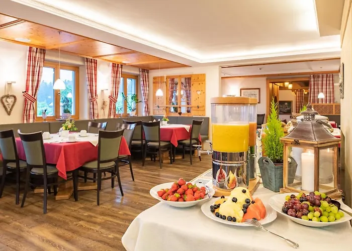 Schwarzenbach - Wellness & Hotel