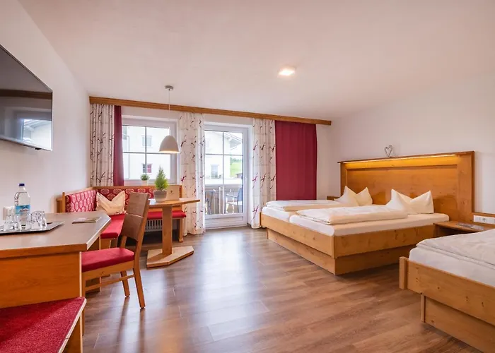 Schwarzenbach - Wellness & Hotel 3*