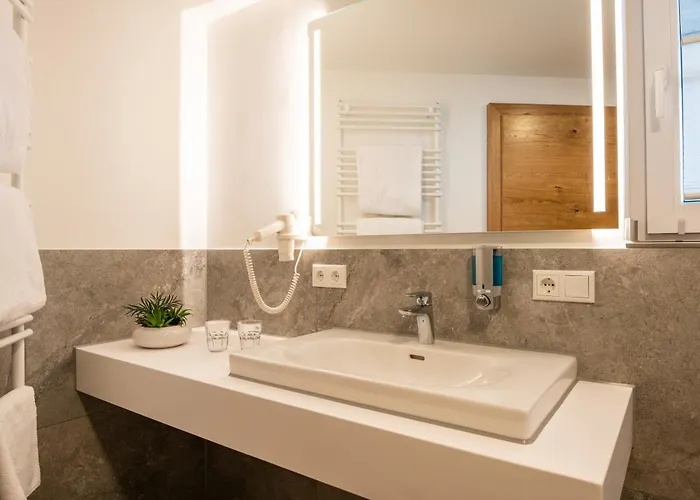 Hotel Schwarzenbach - Wellness & Rieden