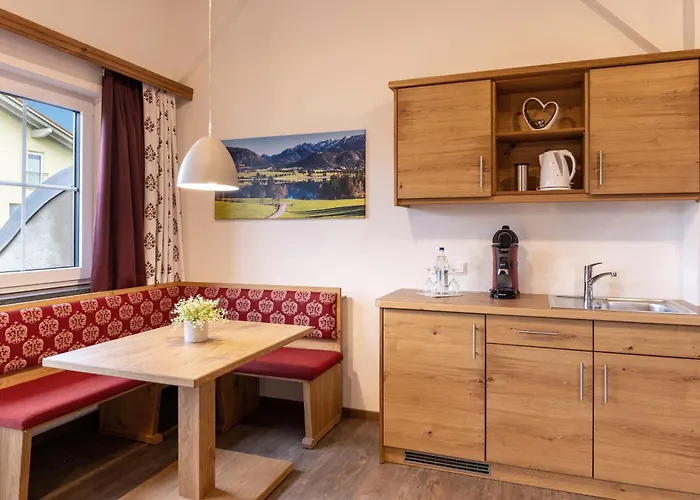Schwarzenbach - Wellness & Hotel Rieden